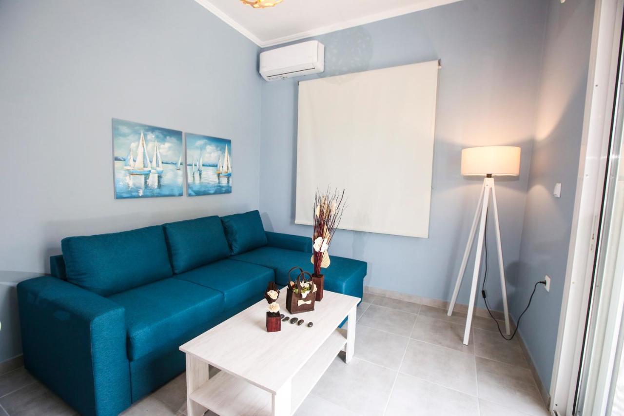 Stella Boutigue Rooms Nea Peramos  Exterior photo